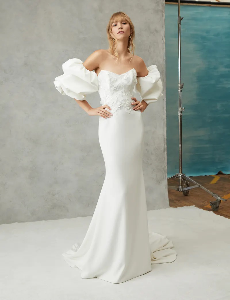 2b7b545e-322c-4ed9-bdfe-7bc9f419c0fa_FW22-LOOK-01-ALYNE-92601-ADELA-0025-v1
