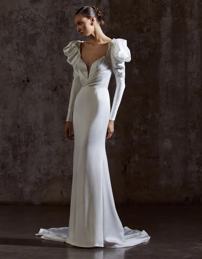 Angular Neckline