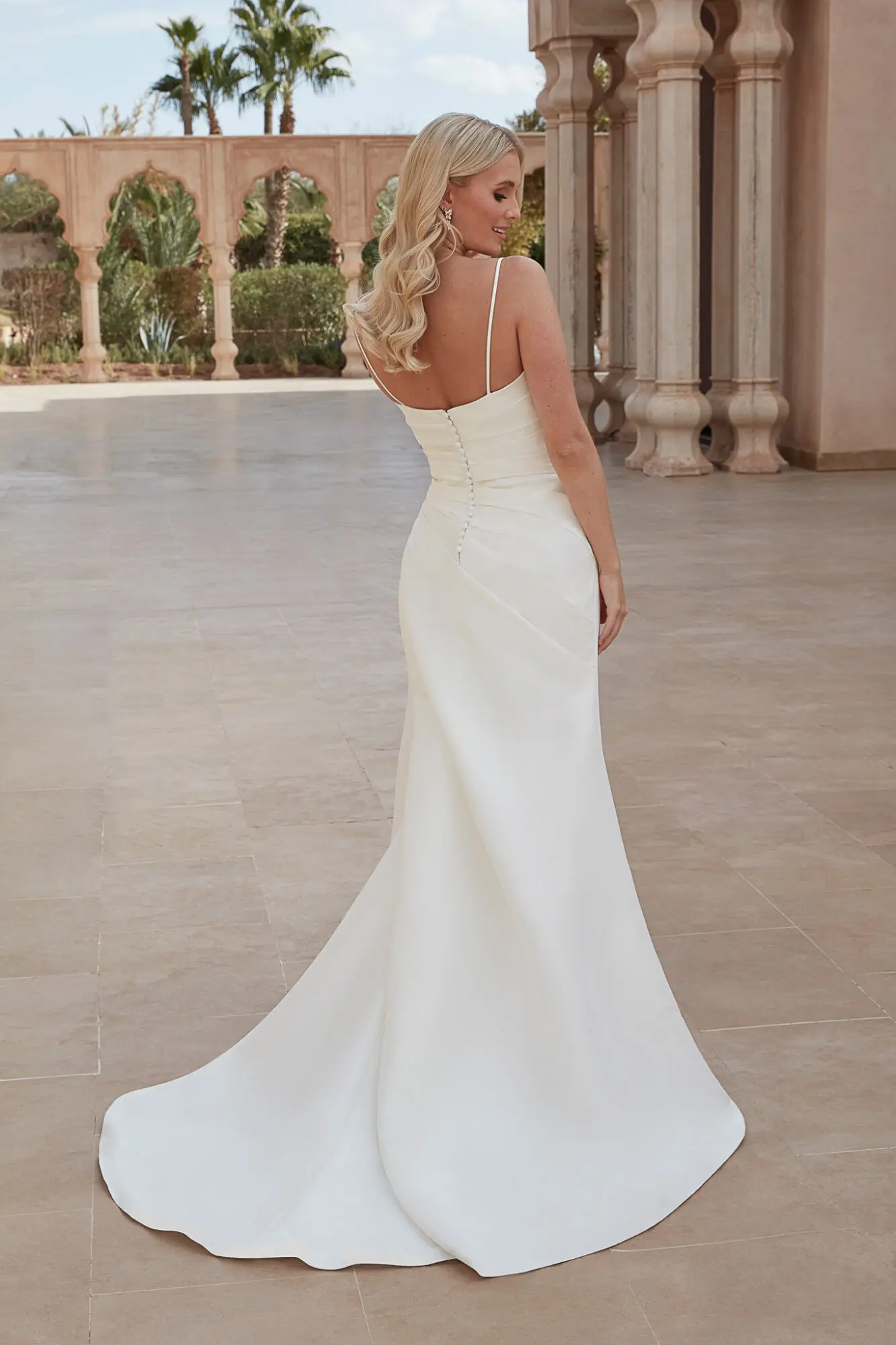 44424 | Adorn Bridal