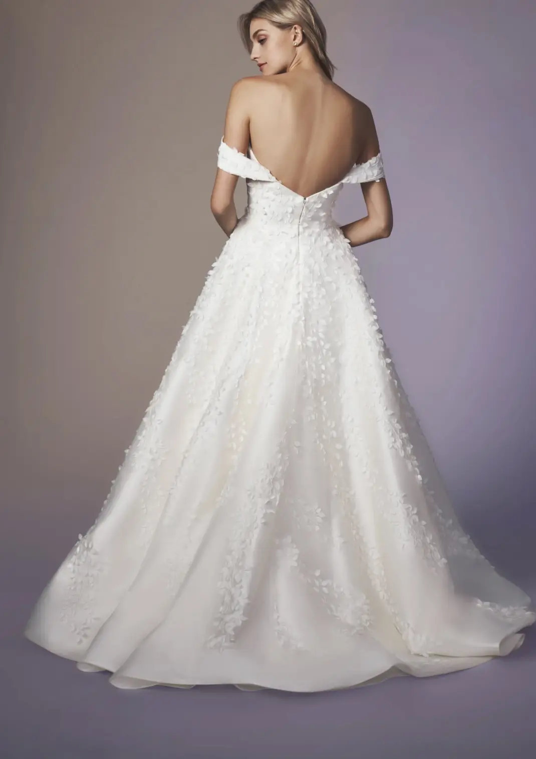 Confetti Confetti - This enchanting modified sweetheart full A-line gown is a true masterpiece, featuring exquisite allover 3D leaf embroidery that adds depth and texture to the design.