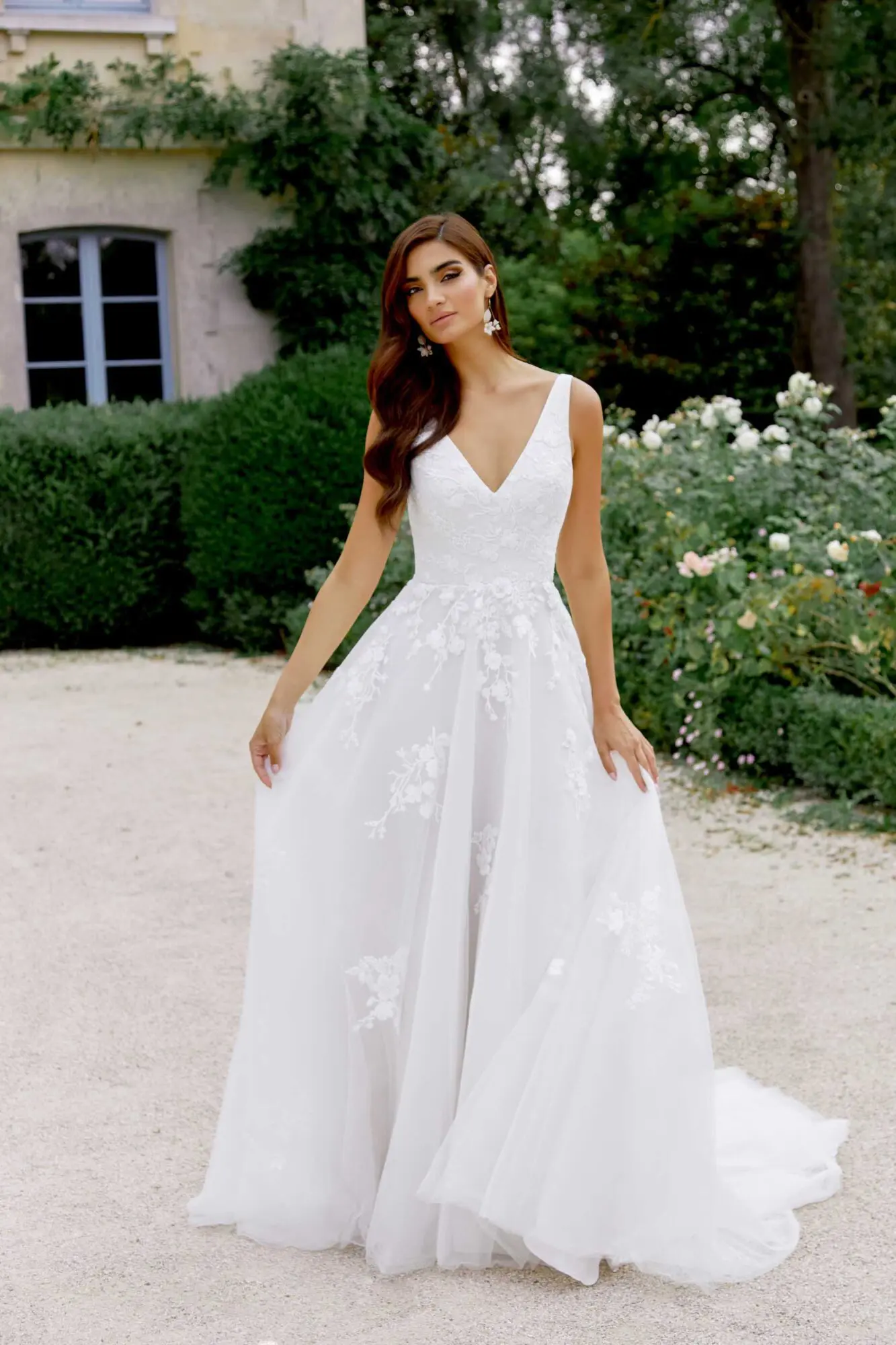 uploads-1745507821331_img_44525_ff_sincerity-bridal-2