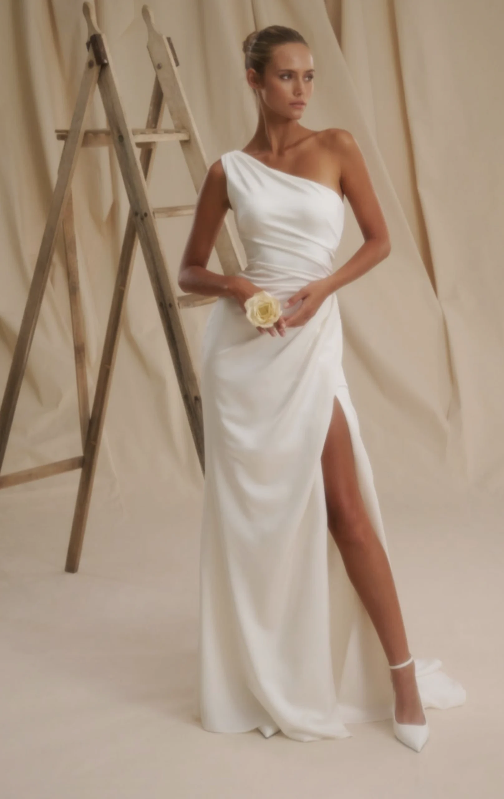 SE037 | Adorn Bridal
